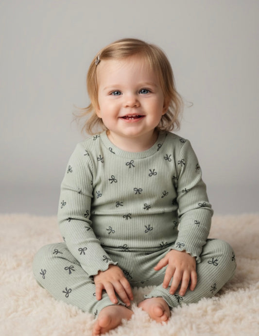 Bow Ties Long Sleeve